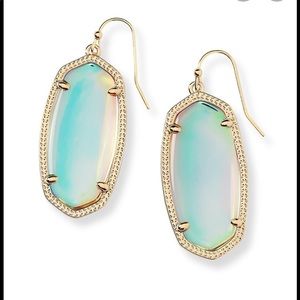 Kendra scott Elle earrings